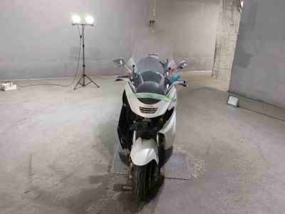 Suzuki Skywave 400
