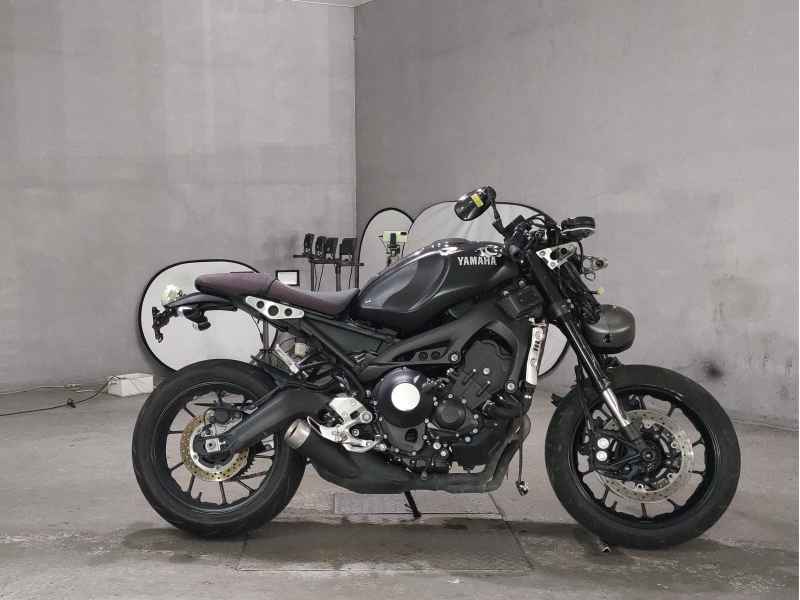 Yamaha XSR900 2021