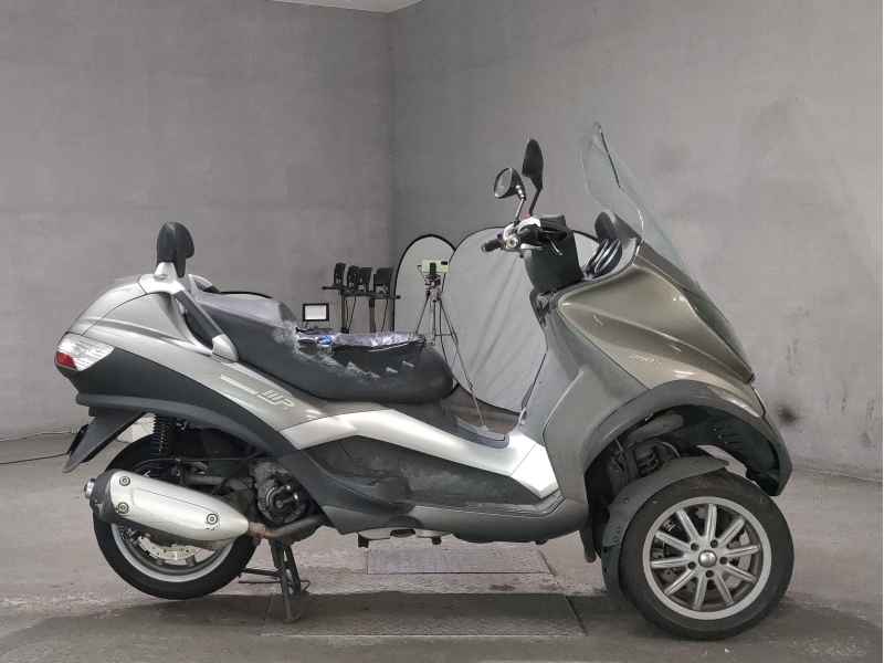Piaggio MP3 250FL