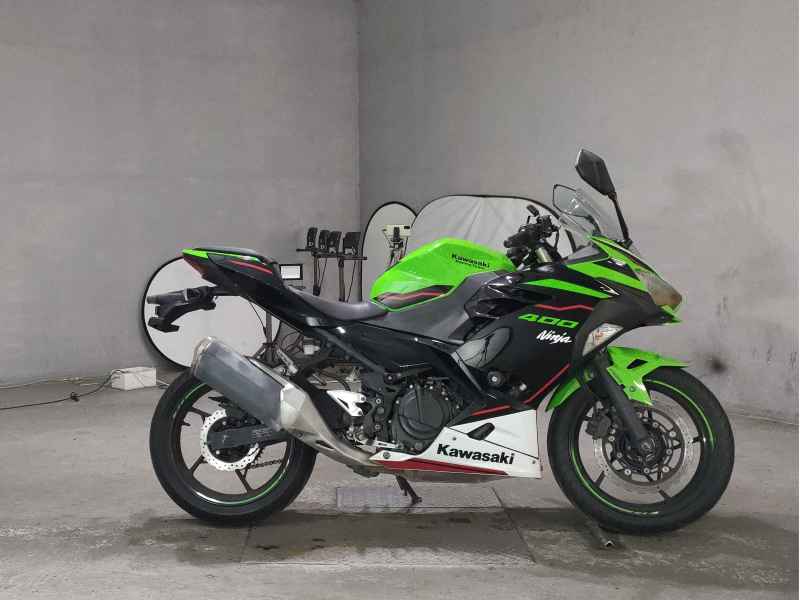 Kawasaki Ninja 400 2021