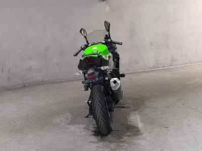 Kawasaki Ninja 400 2021
