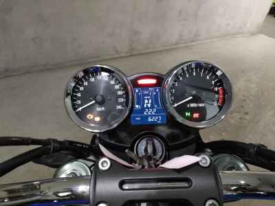 Kawasaki Z900RS 2024