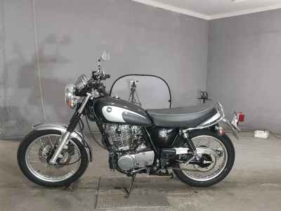 Yamaha SR400 2021
