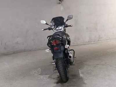 Suzuki GSR250