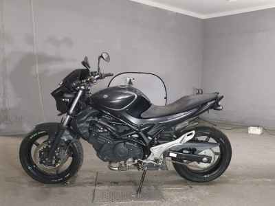 Suzuki Gladius SFV400 2013
