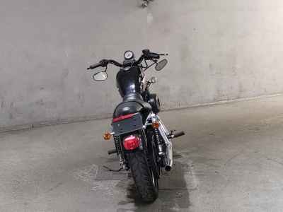 Harley-Davidson Sportster XL883R 2011