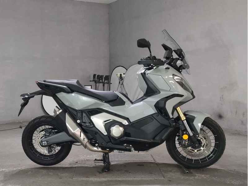 Honda X-Adv 750 2024