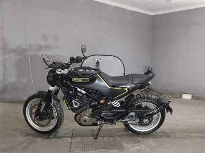 Husqvarna Svartpilen 401 2019