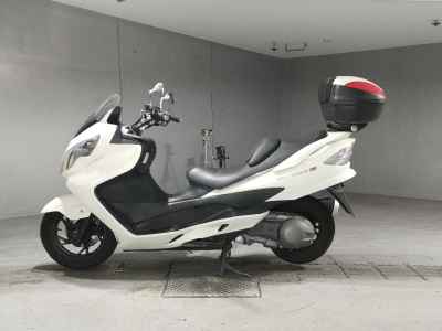 Suzuki Skywave 250S
