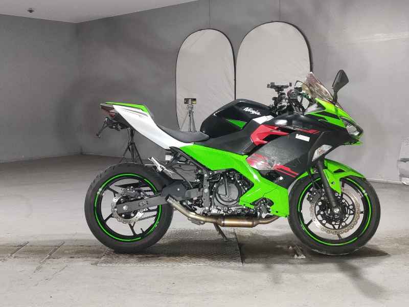 Kawasaki Ninja 400 2023