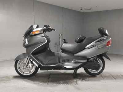 Suzuki Skywave 650