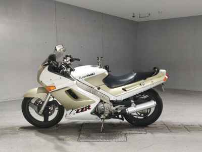 Kawasaki ZZR250 2005