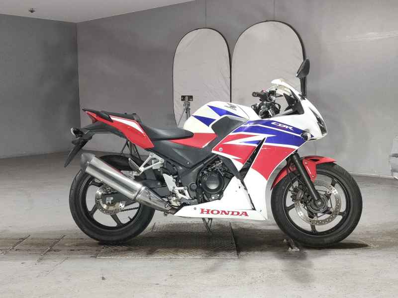 Honda CBR250R 2015