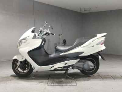 Suzuki Skywave 250SS