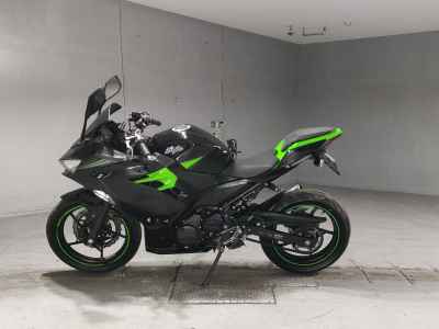 Kawasaki Ninja 400 2023