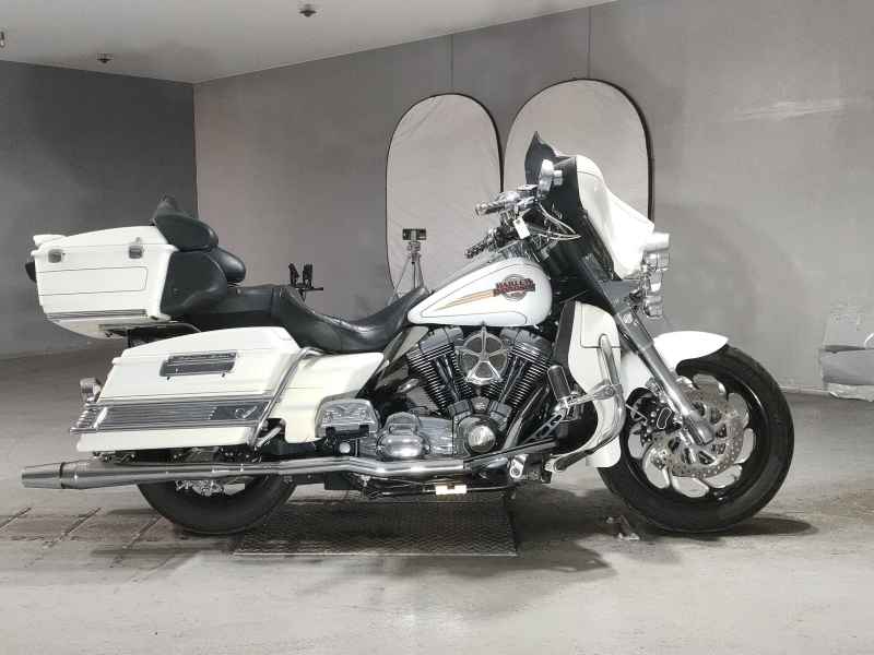 Harley-Davidson Electra Glide FLHTCU1580 2006