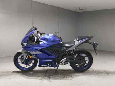 Yamaha YZF-R25 2021