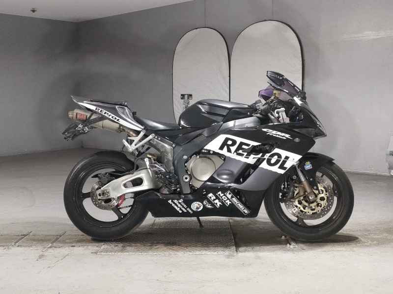 Honda CBR1000RR 2005
