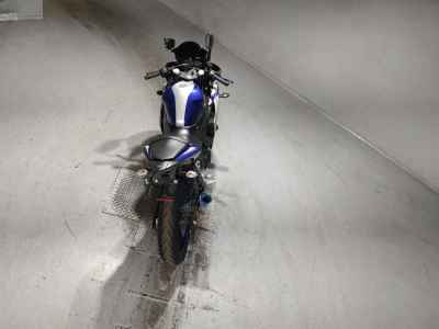 Yamaha YZF-R25 2015