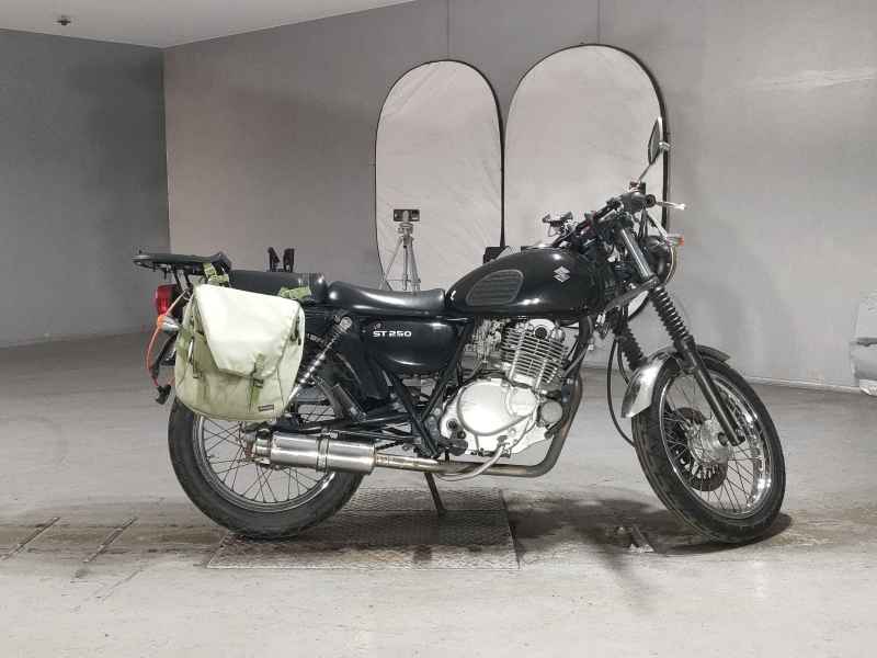 Suzuki ST250E