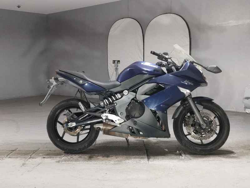 Kawasaki Ninja 400R 2012