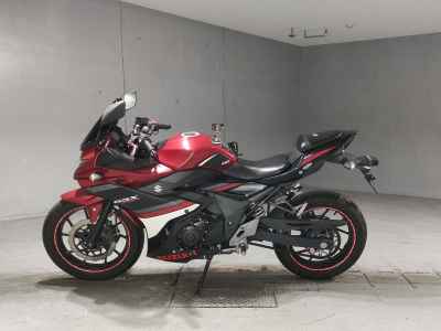 Suzuki GSX250R