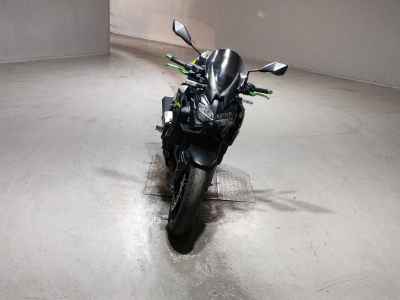 Kawasaki Z900 2021
