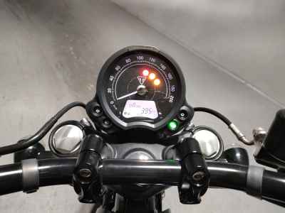 Triumph Bonneville Bobber 2025