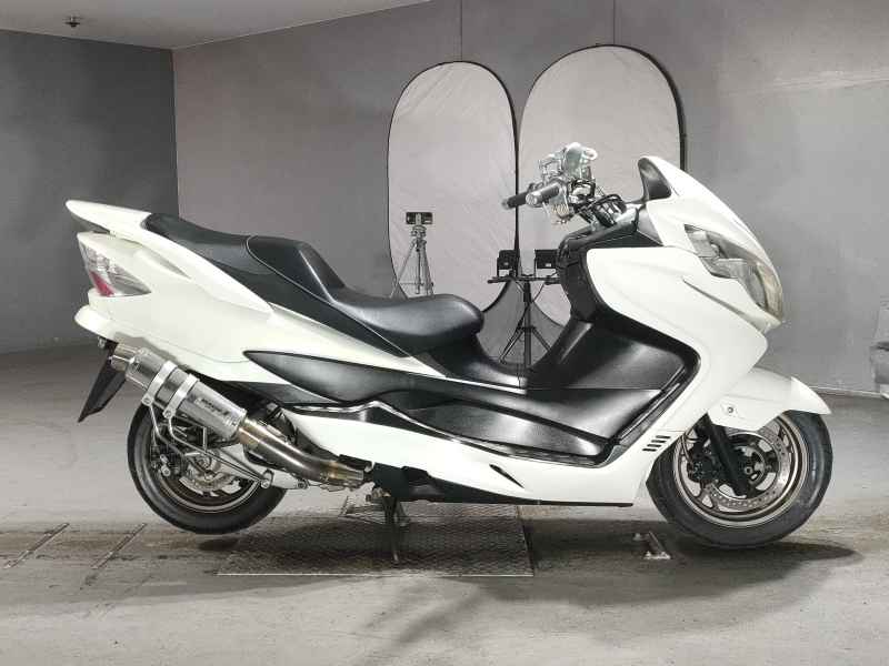Suzuki Skywave 250SS