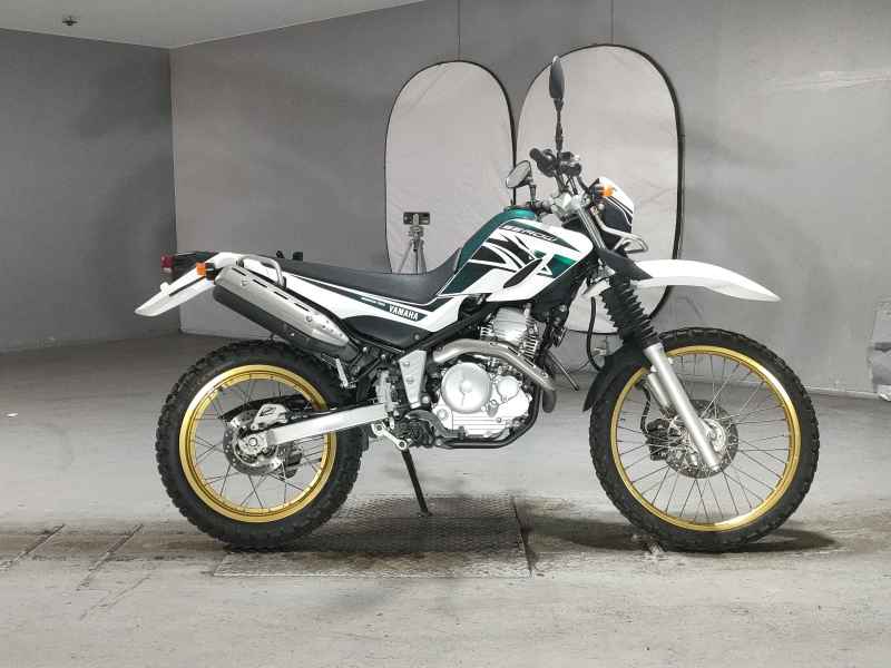 Yamaha XT250 Serow 2016