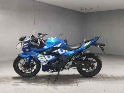Suzuki GSX250R
