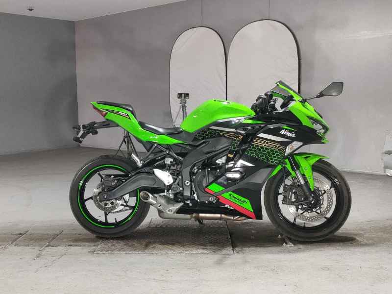 Kawasaki Ninja ZX-25R KRT Edition 2021