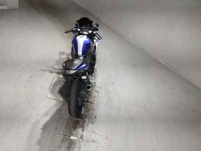 Yamaha YZF-R25 2015