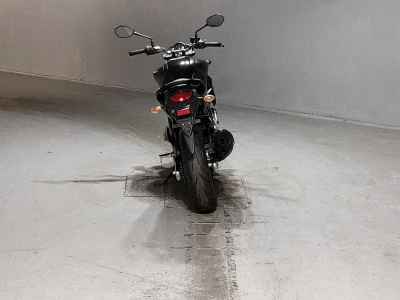 Suzuki Gladius SFV400 2014