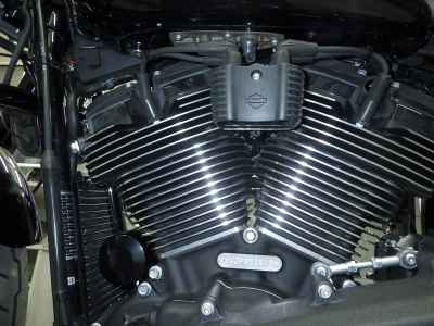 Harley-Davidson FXLRS1920 2024