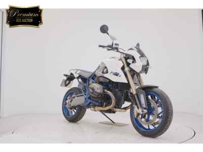 BMW HP2 Megamoto 2008