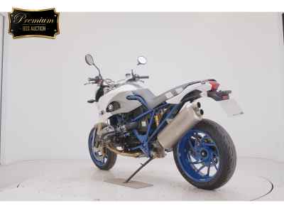BMW HP2 Megamoto 2008