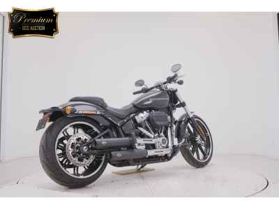 Harley-Davidson Breakout FXBRS1870 2017