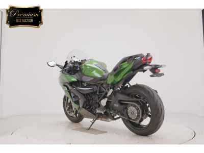 Kawasaki Ninja H2 SX SE+ 2022