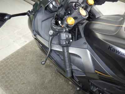 Kawasaki Ninja ZX-25R KRT Edition 2022