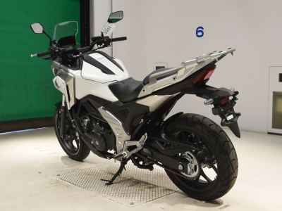 Honda NC750X 2023