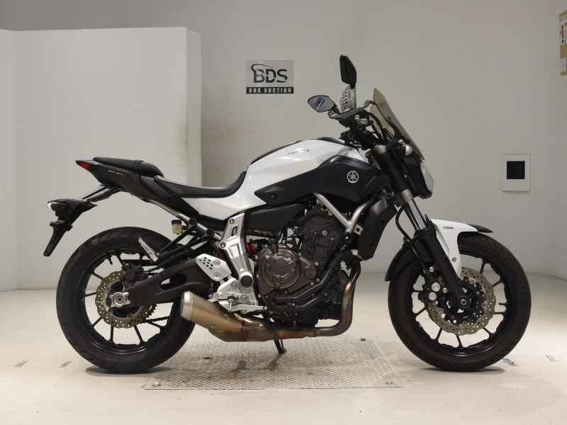 Yamaha MT-07 2015