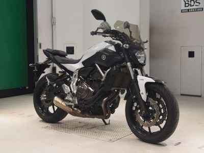 Yamaha MT-07 2015