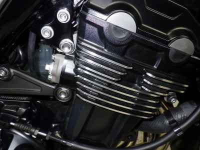 Kawasaki Z900RS 2025