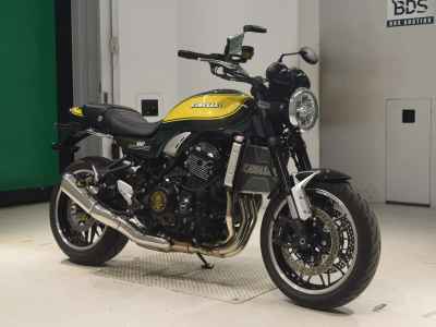 Kawasaki Z900RS 2025