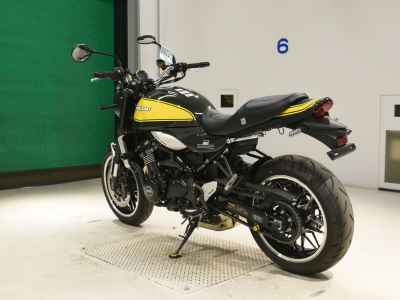 Kawasaki Z900RS 2025