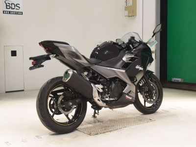 Kawasaki Ninja 400 2021