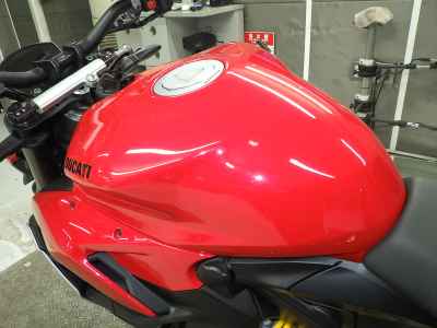 Ducati Streetfighter V2 2023