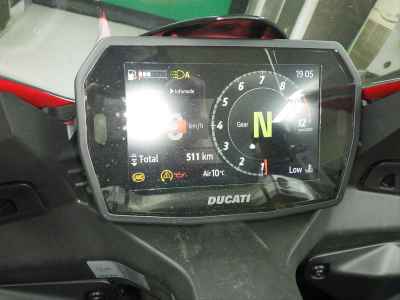 Ducati Panigale V2S 2025