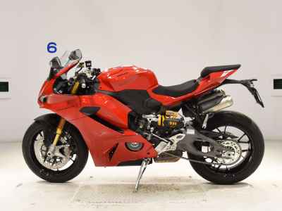 Ducati Panigale V2S 2025